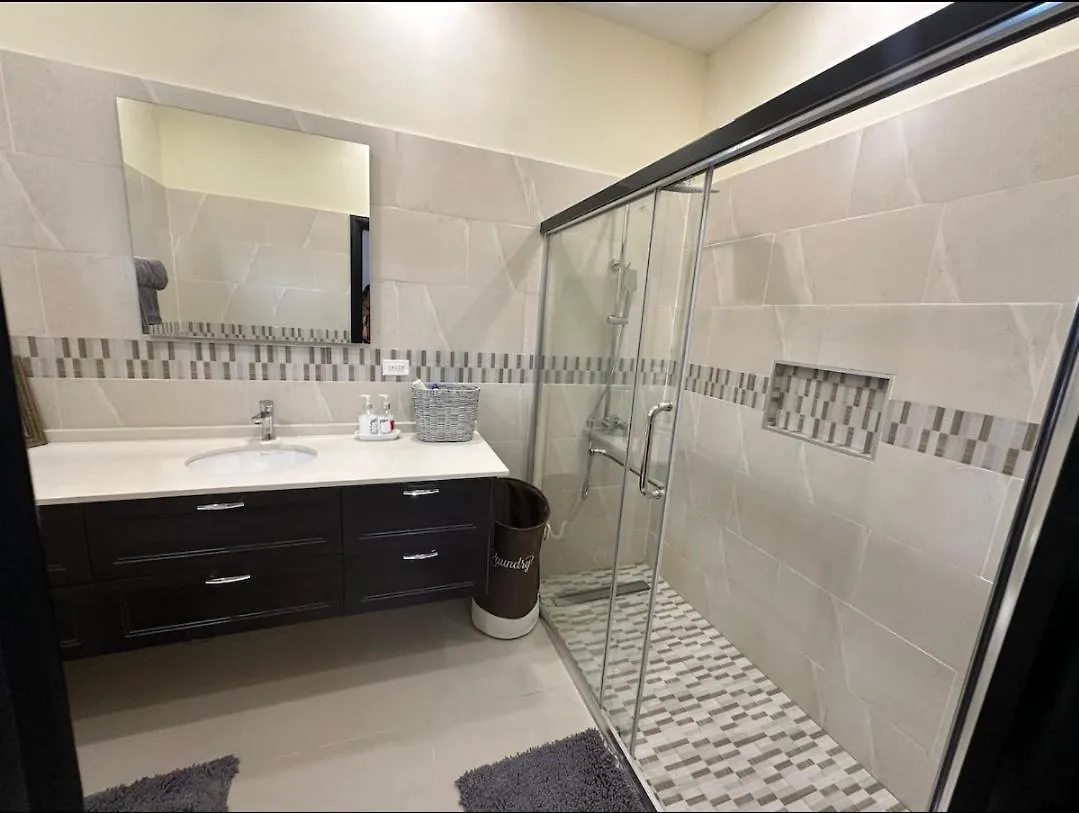 Pyramid Point 3 Bedroom 3 Bathroom,A Place Like Home Ocho Rios Nyaraló